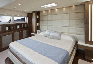 bedroom-luxury-yacht